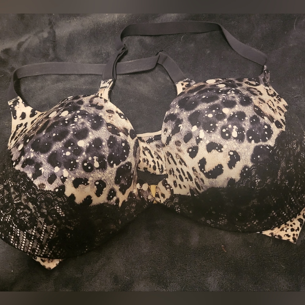 Victoria's Secret Leopard Full-Coverage Lace Racerback Bra with Front-Close.